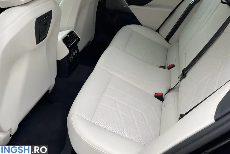 BMW 540 (Seria 5) din 2025 cu 19.920 km - oferta BMW257886 - foto 8