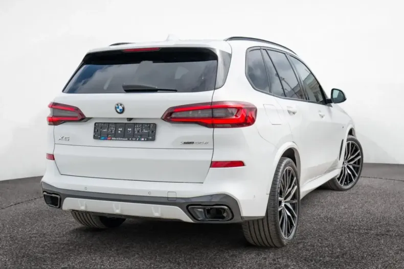 BMW X5 (Seria X) din 2022 cu 69.686 km - oferta BMW257895 - foto 4