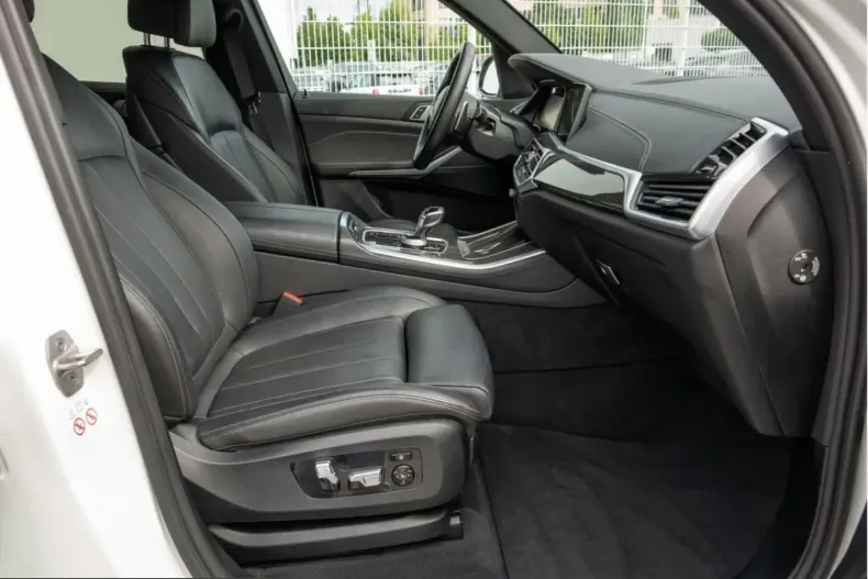 BMW X5 (Seria X) din 2022 cu 69.686 km - oferta BMW257895 - foto 8