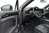 Volkswagen Touareg din 2023 cu 69.780 km - oferta VOL257900 - foto 13