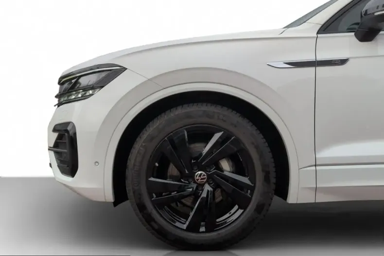 Volkswagen Touareg din 2023 cu 69.780 km - oferta VOL257900 - foto 23