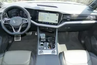 Volkswagen Touareg din 2022 cu 54.047 km - oferta VOL257901 - foto 5