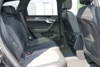 Volkswagen Touareg din 2022 cu 54.047 km - oferta VOL257901 - foto 7