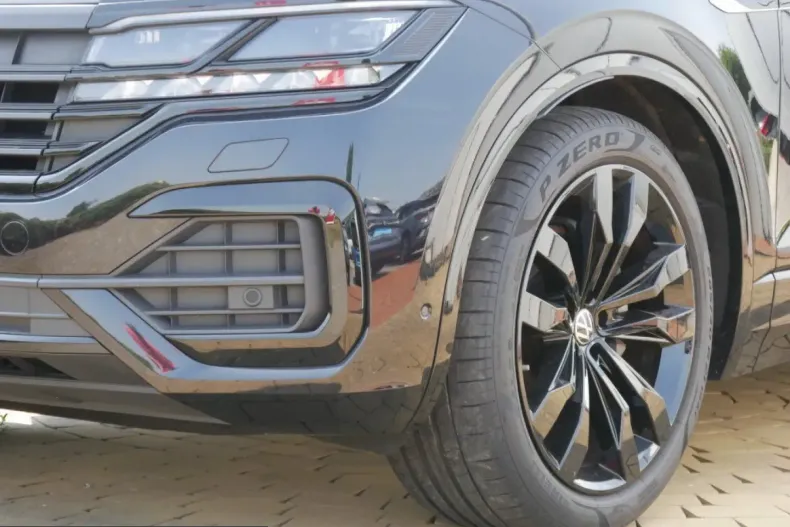 Volkswagen Touareg din 2022 cu 54.047 km - oferta VOL257901 - foto 8
