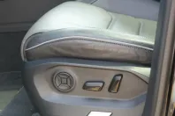 Volkswagen Touareg din 2022 cu 54.047 km - oferta VOL257901 - foto 13