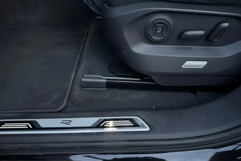 Volkswagen Touareg din 2022 cu 67.000 km - oferta VOL257903 - foto 21