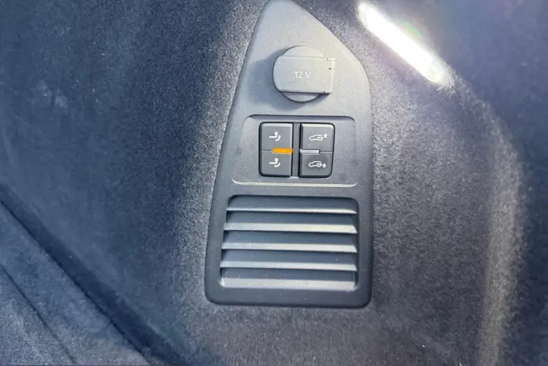 Volkswagen Touareg din 2022 cu 67.000 km - oferta VOL257903 - foto 30