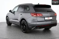 Volkswagen Touareg din 2023 cu 61.315 km - oferta VOL257908 - foto 3