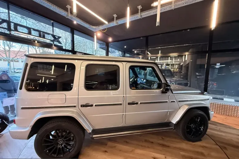 Mercedes-Benz G 400 (Clasa G) din 2022 cu 31.929 km - oferta MER257909 - foto 7