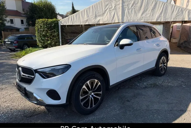 Mercedes-Benz GLC 220 (Clasa GLC) din 2025 cu 10.480 km - oferta MER257910 - foto 2
