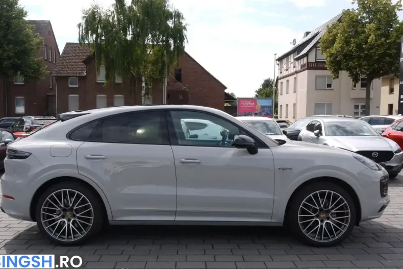 Porsche Cayenne din 2023 cu 11.800 km - oferta POR257918 - foto 4