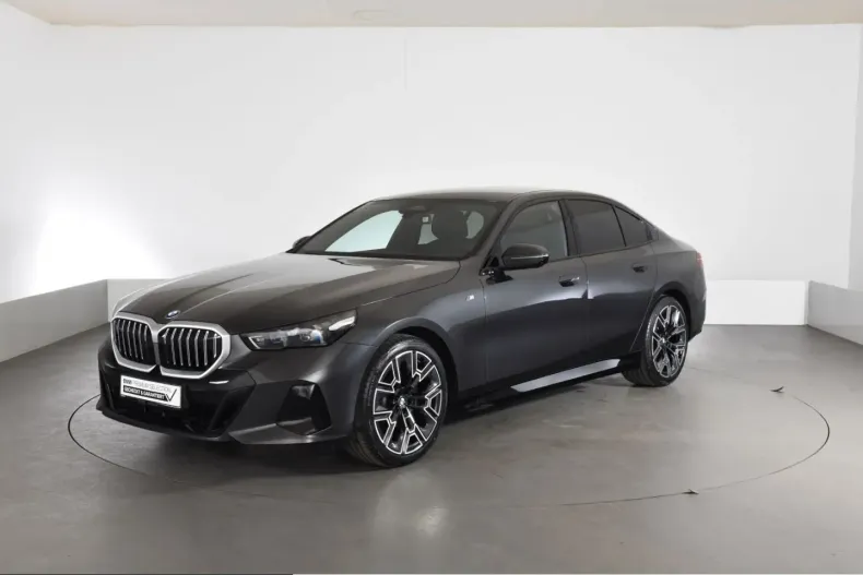 BMW 520 (Seria 5) din 2025 cu 25.766 km - oferta BMW257922 - foto 1