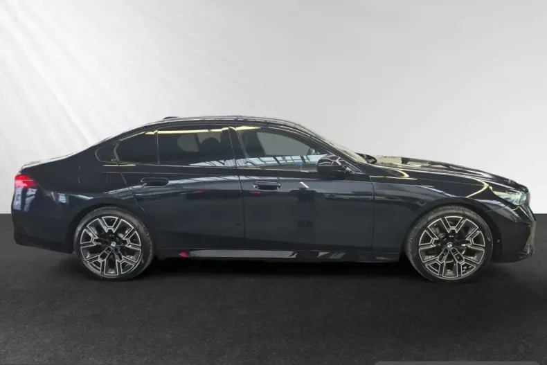 BMW 520 (Seria 5) din 2025 cu 31.300 km - oferta BMW257923 - foto 2
