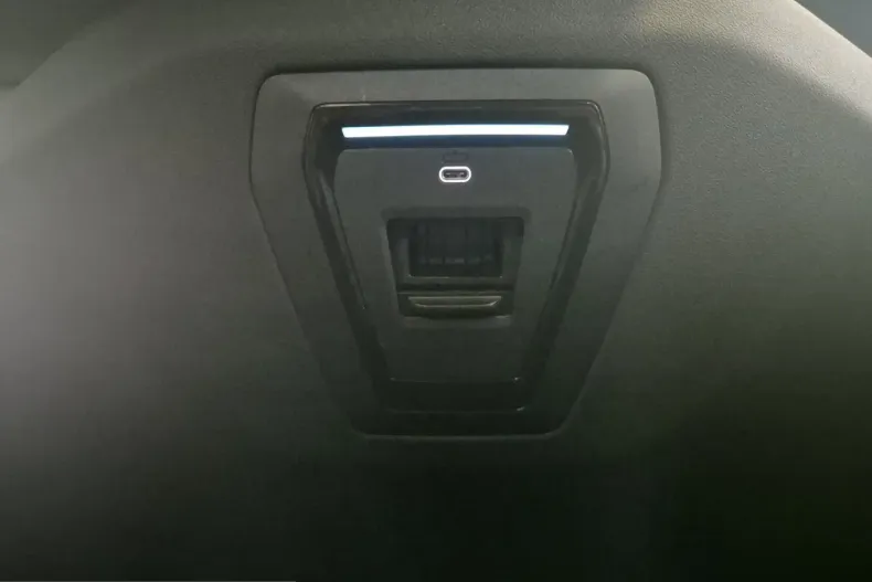 BMW 520 (Seria 5) din 2025 cu 31.300 km - oferta BMW257923 - foto 26