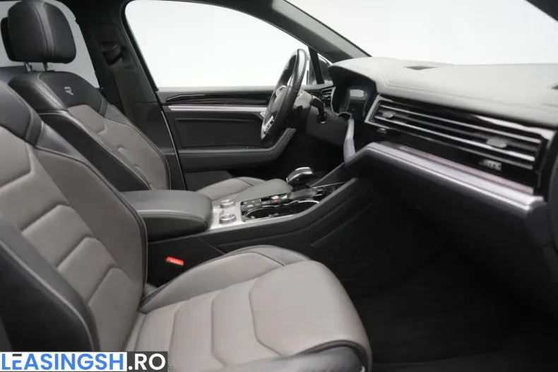 Volkswagen Touareg din 2022 cu 59.000 km - oferta VOL257924 - foto 6