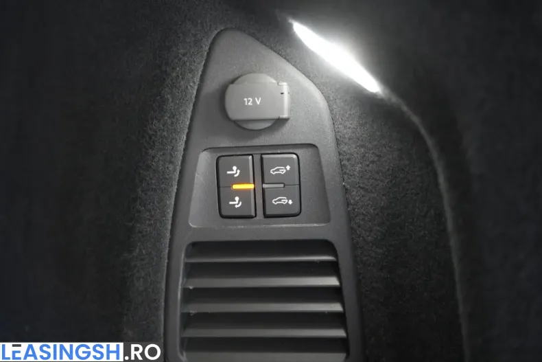 Volkswagen Touareg din 2022 cu 59.000 km - oferta VOL257924 - foto 36