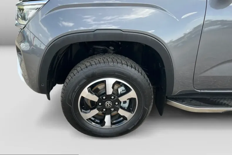 Volkswagen Amarok din 2024 cu 58.055 km - oferta VOL257929 - foto 3