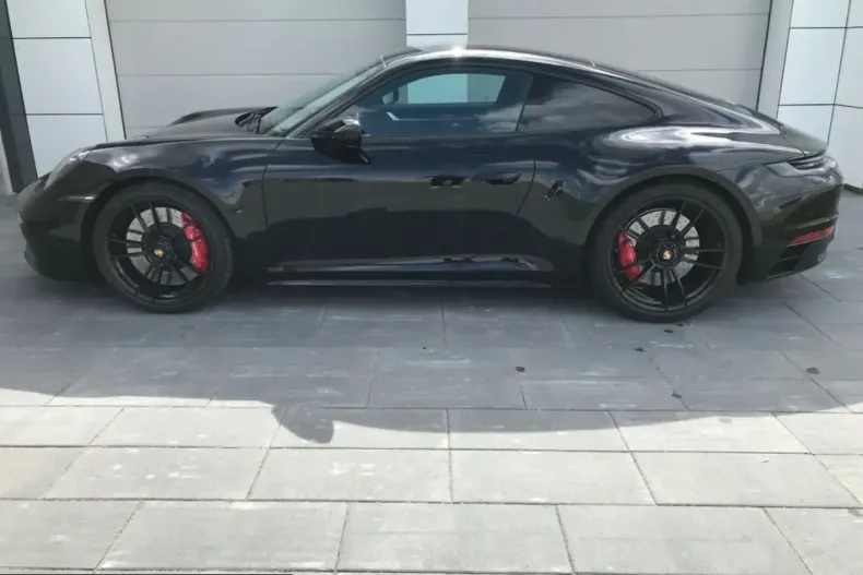 Porsche 992 din 2022 cu 12.000 km - oferta POR257930 - foto 2