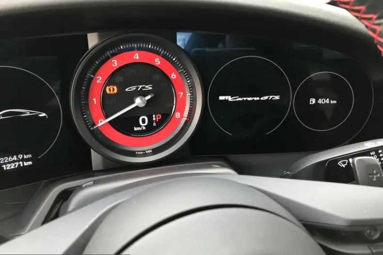 Porsche 992 din 2022 cu 12.000 km - oferta POR257930 - foto 11