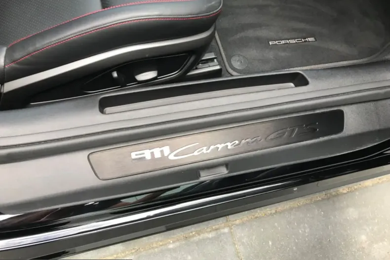 Porsche 992 din 2022 cu 12.000 km - oferta POR257930 - foto 19