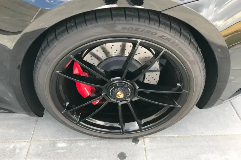 Porsche 992 din 2022 cu 12.000 km - oferta POR257930 - foto 24
