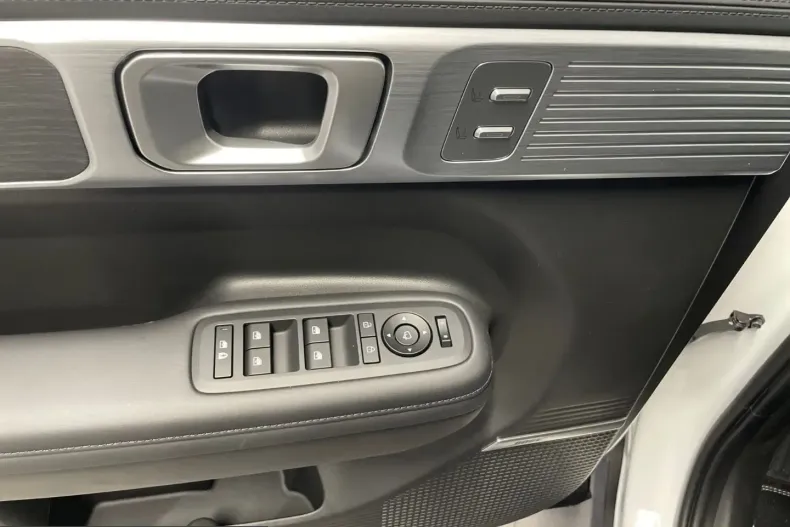 Hyundai Santa Fe din 2025 cu 3.999 km - oferta HYU257934 - foto 14