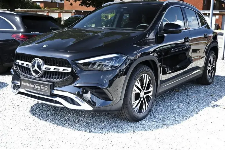 Mercedes-Benz GLA 200 (Clasa GLA) din 2025 cu 12.307 km - oferta MER257944 - foto 1