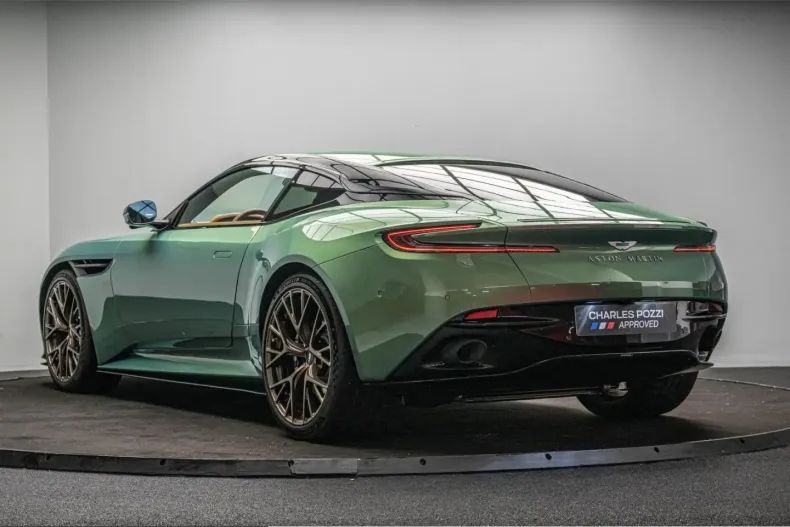 Aston Martin DB12 din 2025 cu 3.097 km - oferta AST257955 - foto 6