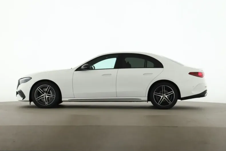 Mercedes-Benz E 220 (Clasa E) din 2025 cu 7.866 km - oferta MER257966 - foto 3