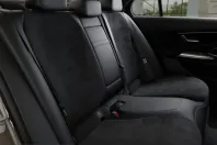 Mercedes-Benz E 300 (Clasa E) din 2025 cu 11.334 km - oferta MER257968 - foto 9