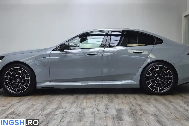 BMW M5 (Seria 5) din 2025 cu 4.900 km - oferta BMW257970 - foto 3