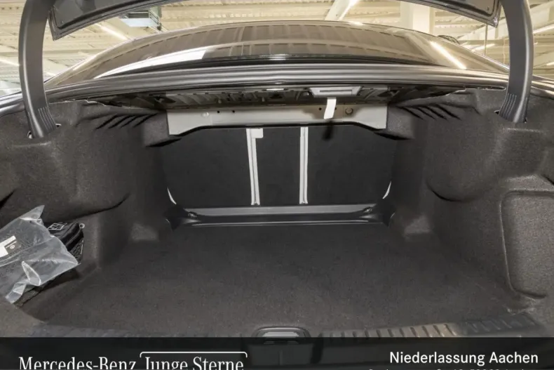Mercedes-Benz E 220 (Clasa E) din 2025 cu 26.498 km - oferta MER257974 - foto 16