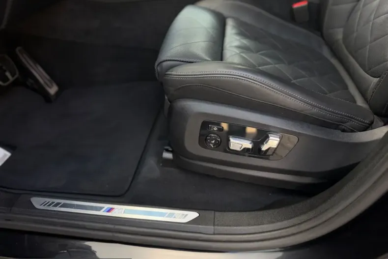 BMW X6 (Seria X) din 2024 cu 54.800 km - oferta BMW257978 - foto 19