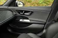 Mercedes-Benz E 200 (Clasa E) din 2025 cu 13.828 km - oferta MER257979 - foto 12