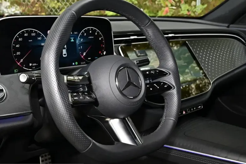 Mercedes-Benz E 200 (Clasa E) din 2025 cu 13.828 km - oferta MER257979 - foto 20