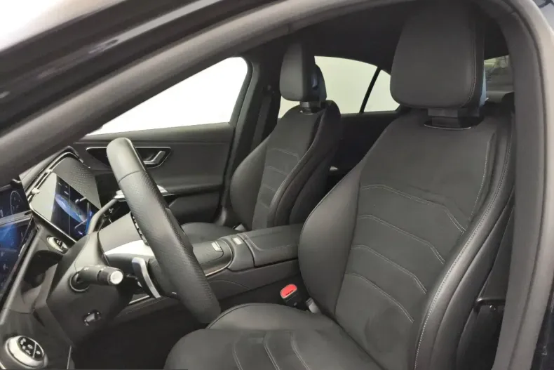 Mercedes-Benz E 220 (Clasa E) din 2025 cu 15.265 km - oferta MER257986 - foto 19
