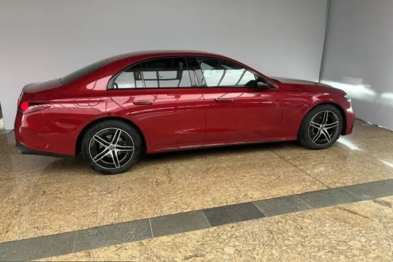 Mercedes-Benz E 200 (Clasa E) din 2025 cu 11.607 km - oferta MER257989 - foto 3