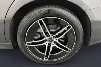 Mercedes-Benz E 300 (Clasa E) din 2025 cu 15.923 km - oferta MER257998 - foto 5