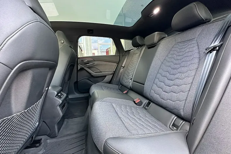 Audi A6 din 2025 cu 25.917 km - oferta AUD258007 - foto 16