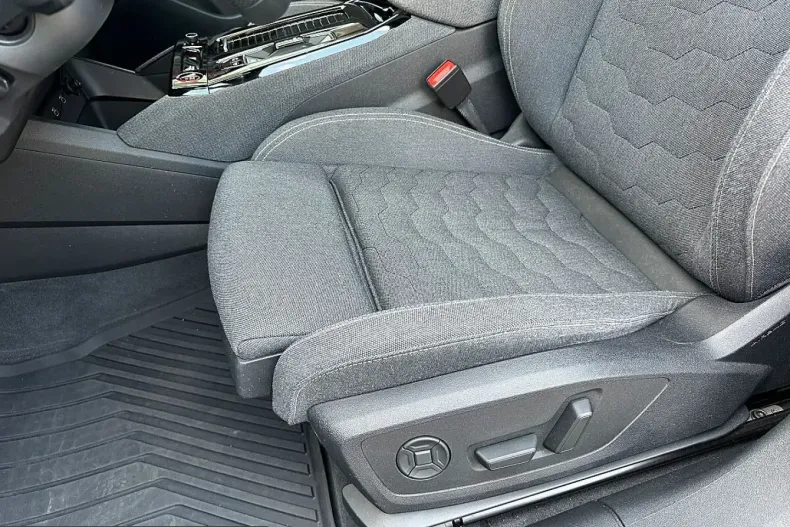 Audi A6 din 2025 cu 25.917 km - oferta AUD258007 - foto 38