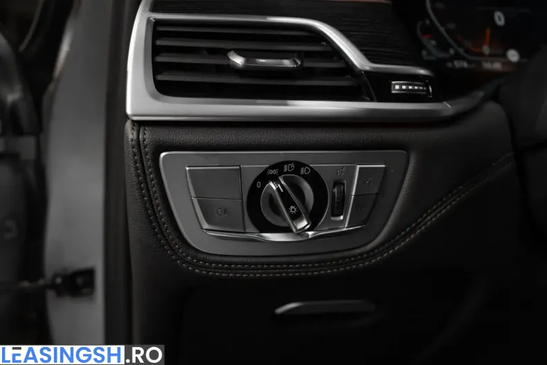 BMW 730 (Seria 7) din 2021 cu 63.000 km - oferta BMW258009 - foto 16