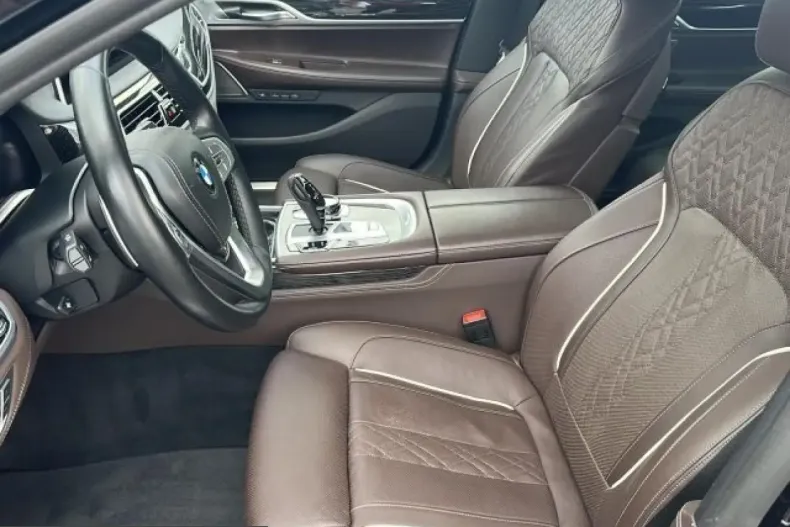 BMW 740 (Seria 7) din 2022 cu 79.081 km - oferta BMW258011 - foto 10