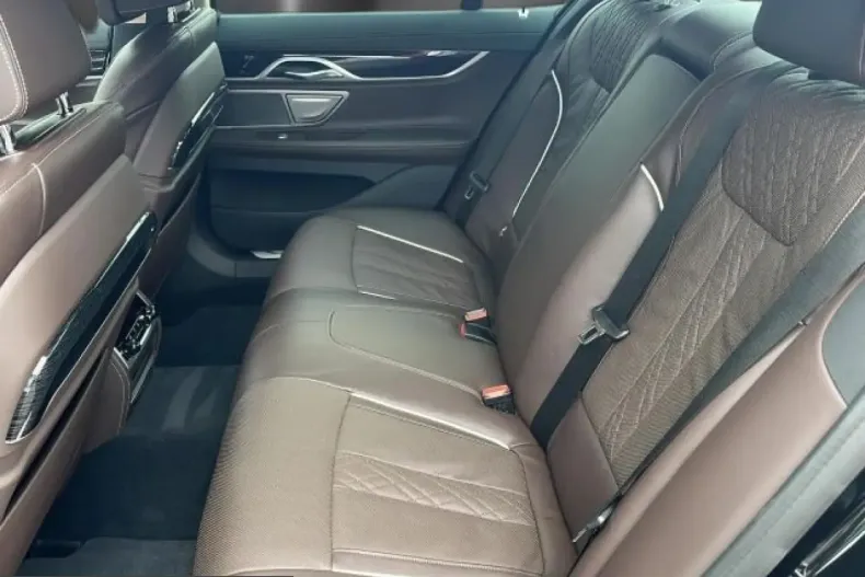 BMW 740 (Seria 7) din 2022 cu 79.081 km - oferta BMW258011 - foto 11