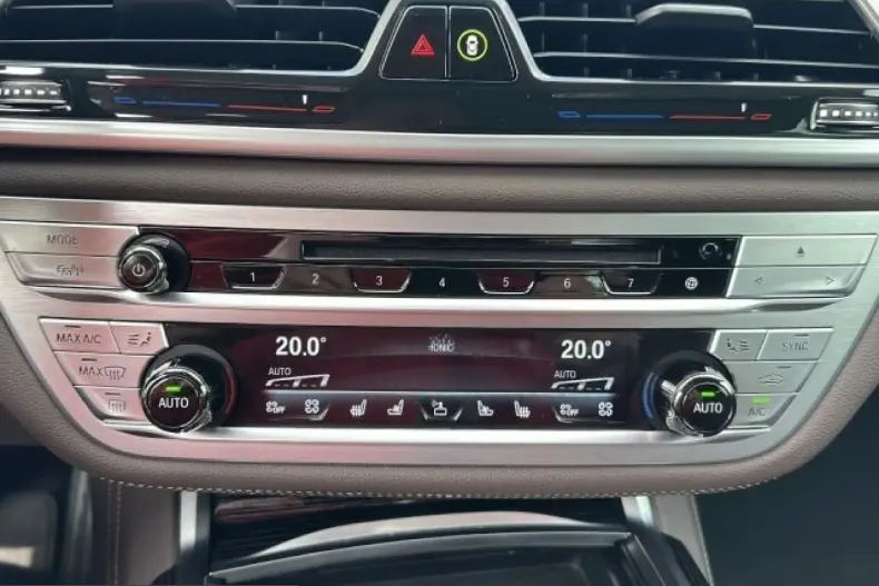 BMW 740 (Seria 7) din 2022 cu 79.081 km - oferta BMW258011 - foto 17
