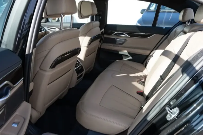 BMW 730 (Seria 7) din 2022 cu 62.450 km - oferta BMW258012 - foto 6