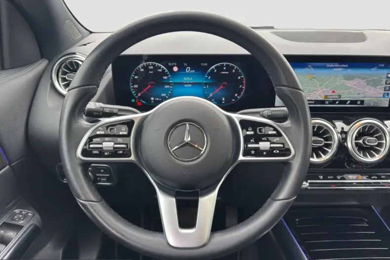 Mercedes-Benz GLA 180 (Clasa GLA) din 2021 cu 66.598 km - oferta MER258013 - foto 10