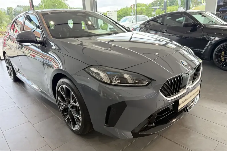 BMW 120 (Seria 1) din 2024 cu 36.666 km - oferta BMW258014 - foto 9