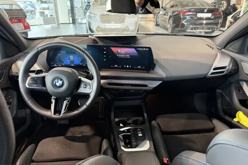 BMW 120 (Seria 1) din 2024 cu 36.666 km - oferta BMW258014 - foto 16