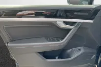 Volkswagen Touareg din 2024 cu 40.875 km - oferta VOL258037 - foto 6