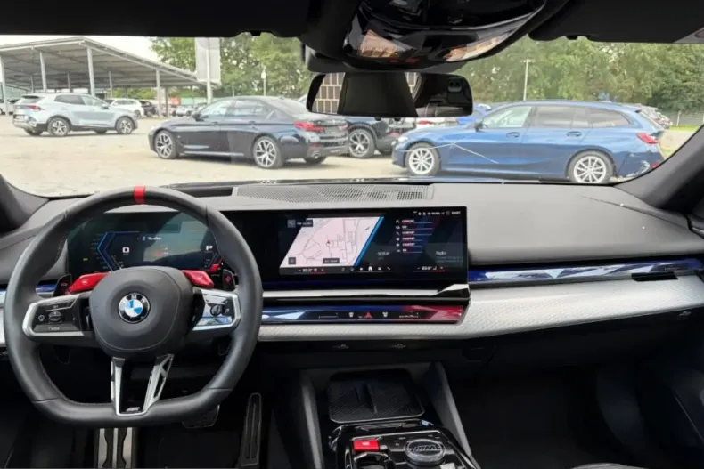 BMW M5 (Seria 5) din 2025 cu 36.619 km - oferta BMW258044 - foto 11